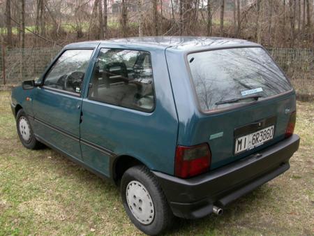 toujours fiat uno sa marche b1 cette banyoule