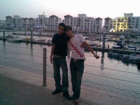 toujours moi et mon cousain